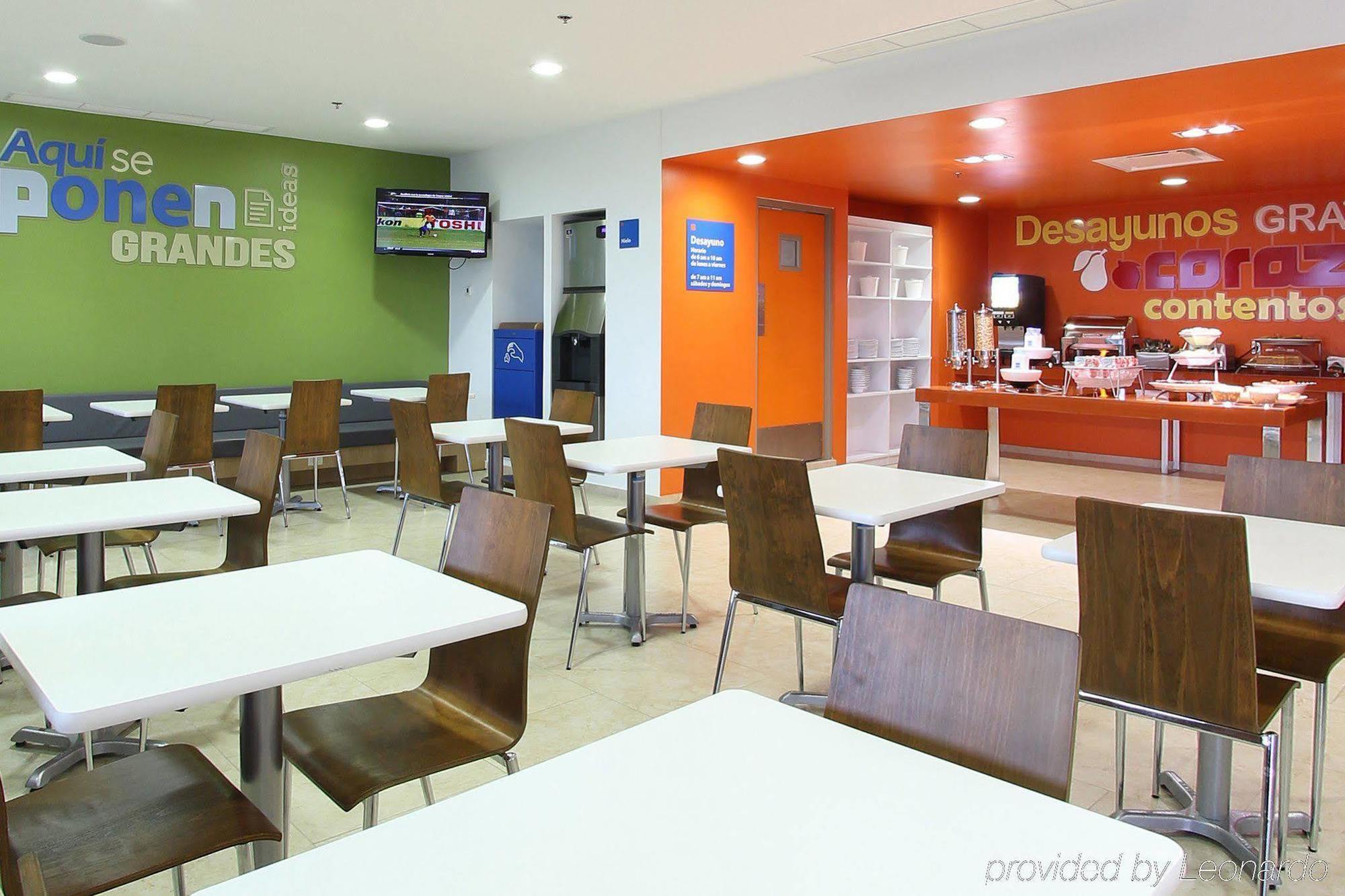 One La Paz Hotel Restaurant photo